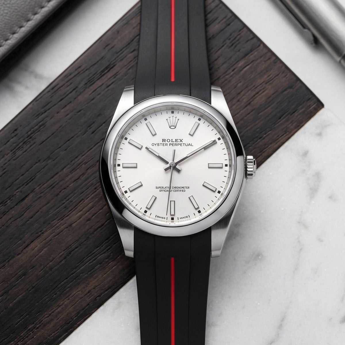 Kautschukarmband für Rolex Oyster Perpetual 39mm – LuxLine® - Schwarz/Rot - Helvetus